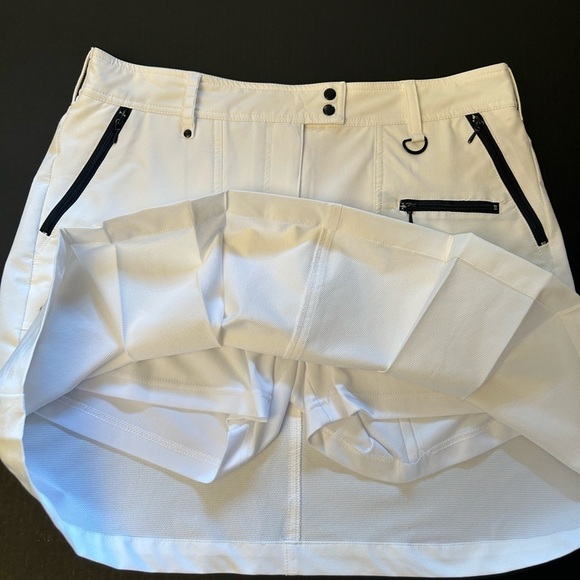 GG Blue white skirt skort w/zip pockets, 2 pleats & back split UPF30 + Sz-8. N18 - Picture 9 of 11